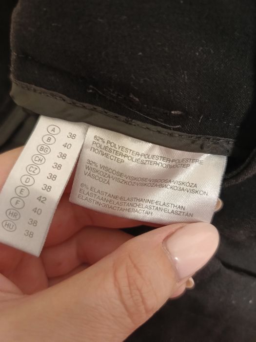 Damskie czarne spodnie Yessica