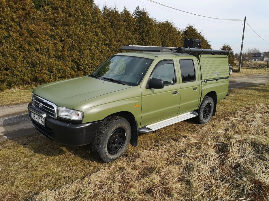 Mazda Seria B Mazda B2500 / Ford Ranger z zabudową na wyprawy.