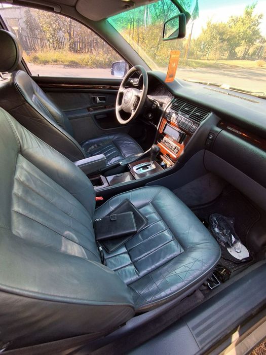 Audi a8d2 4.2  кватро