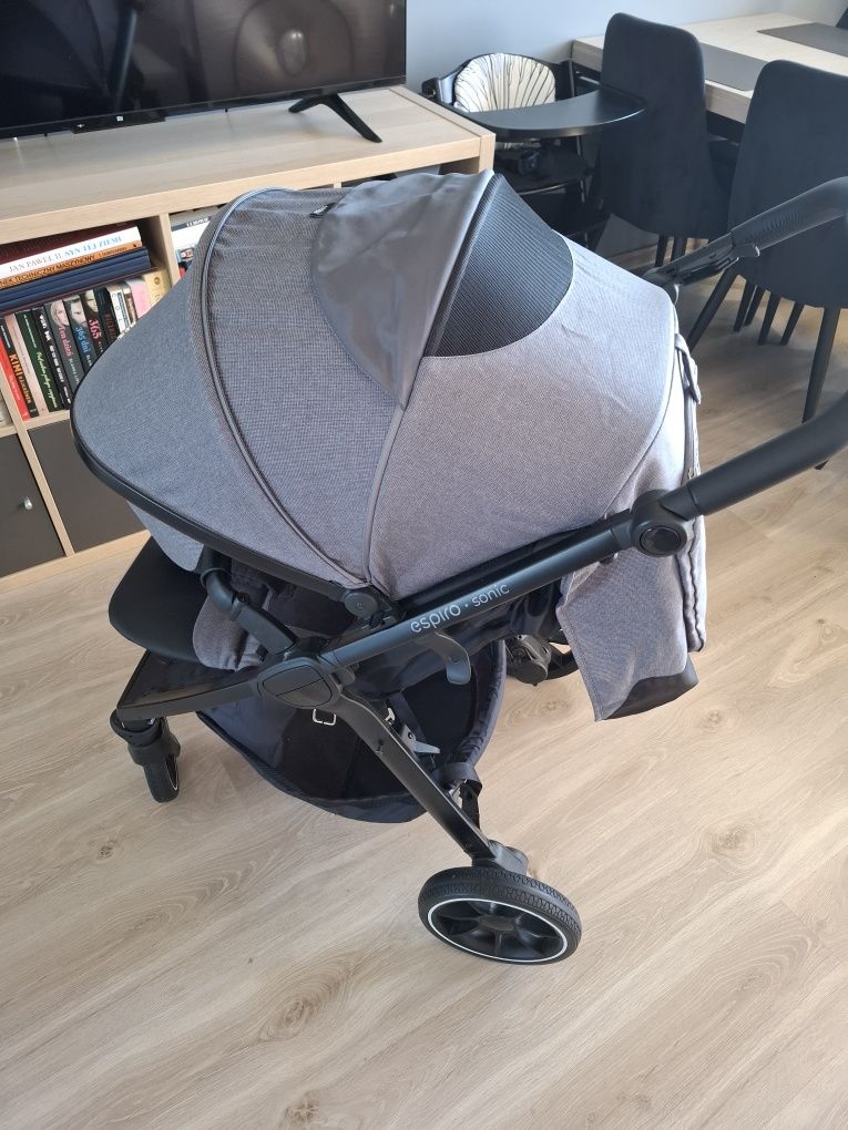 Wozek spacerowy z gondolą 2w1 espiro sonic gel z gondolą una