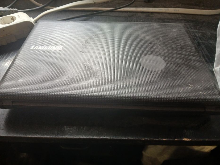 Samsung r428 не робочий.Розборка