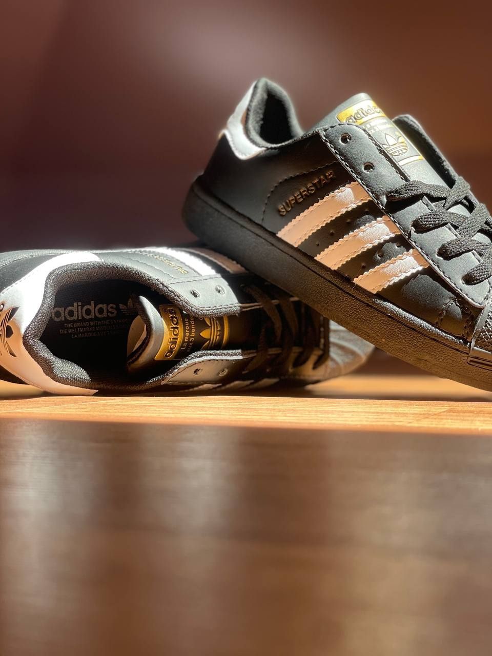 БЕЗКОШТОВНА! доставка Кросівки Adidas Superstar 38-44