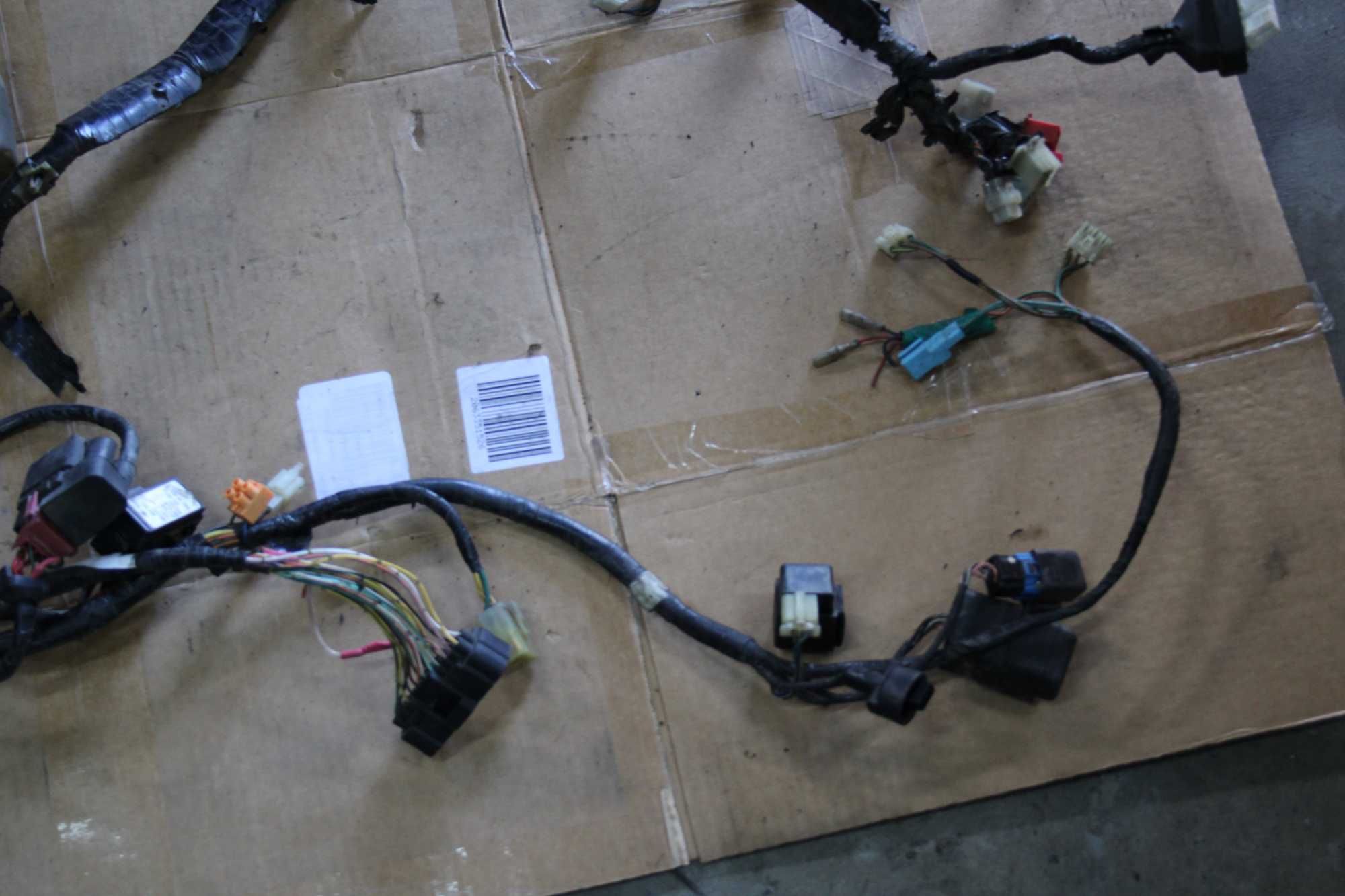 Wiązka Instalacja Elektryczna Kompletna Honda CBR 600 F4 PC35 99-00