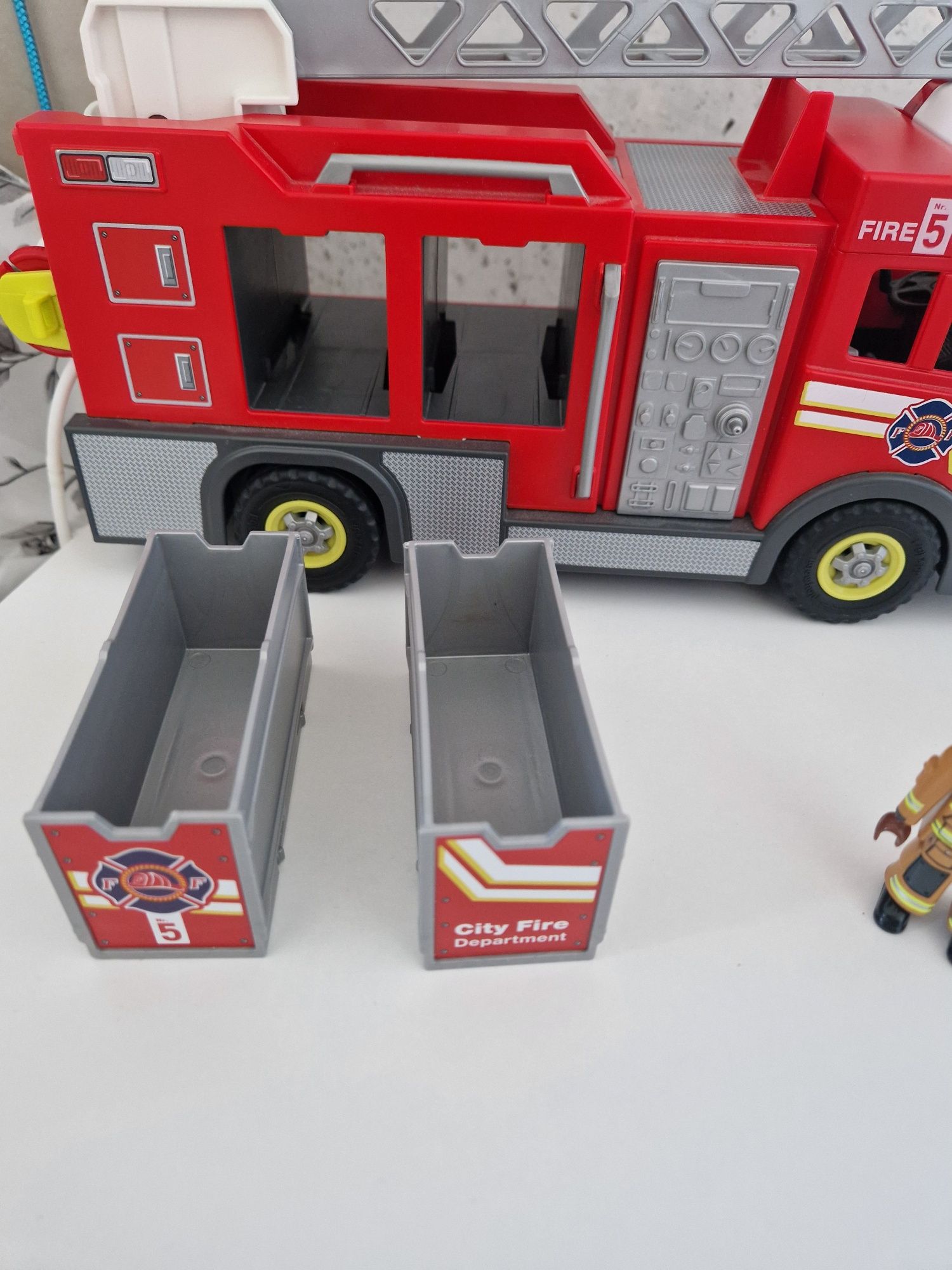 Auto strażackie Play Mobil