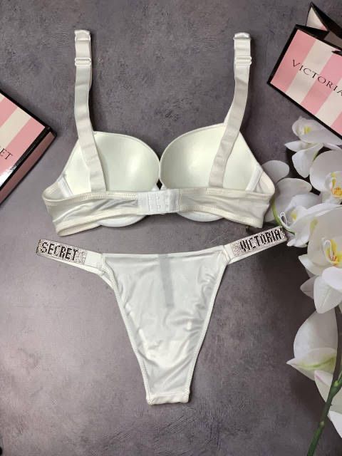 Білий комплект VS