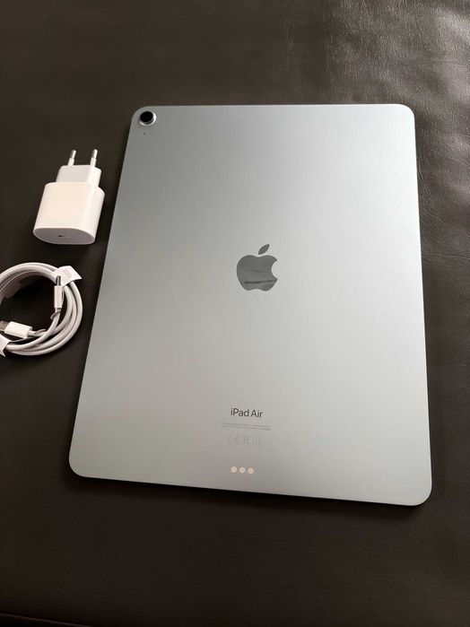 NIEUŻYWANY iPad Air 13" M2 256GB wifi niebieski BATERIA 100%