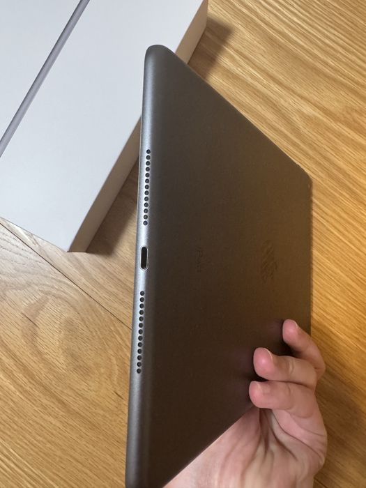 iPad 9. generacji 64 GB Wi-Fi  – Space Gray