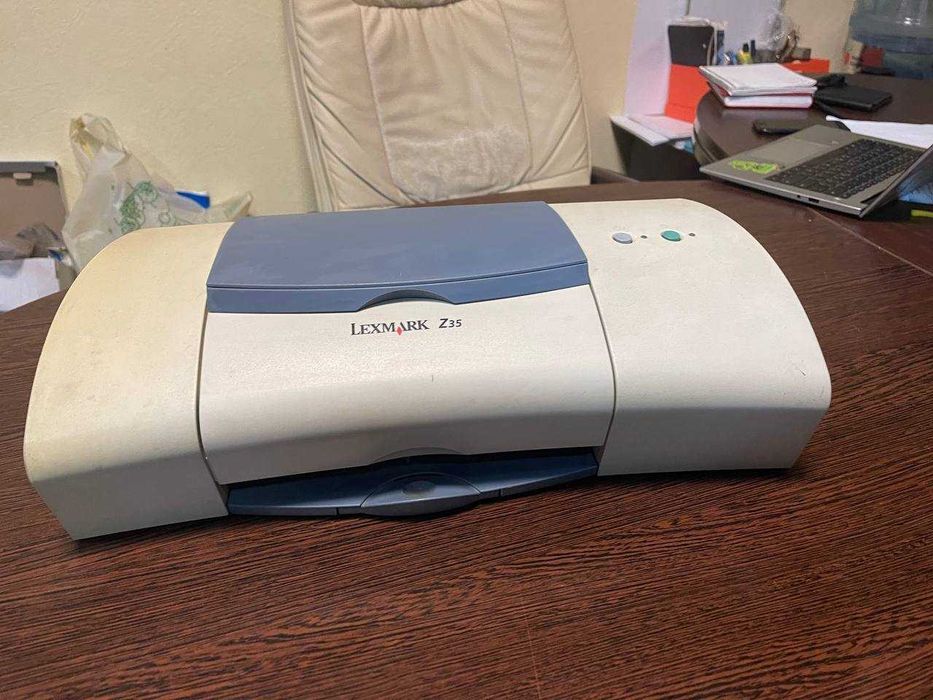 цветной принтер Lexmark Z35