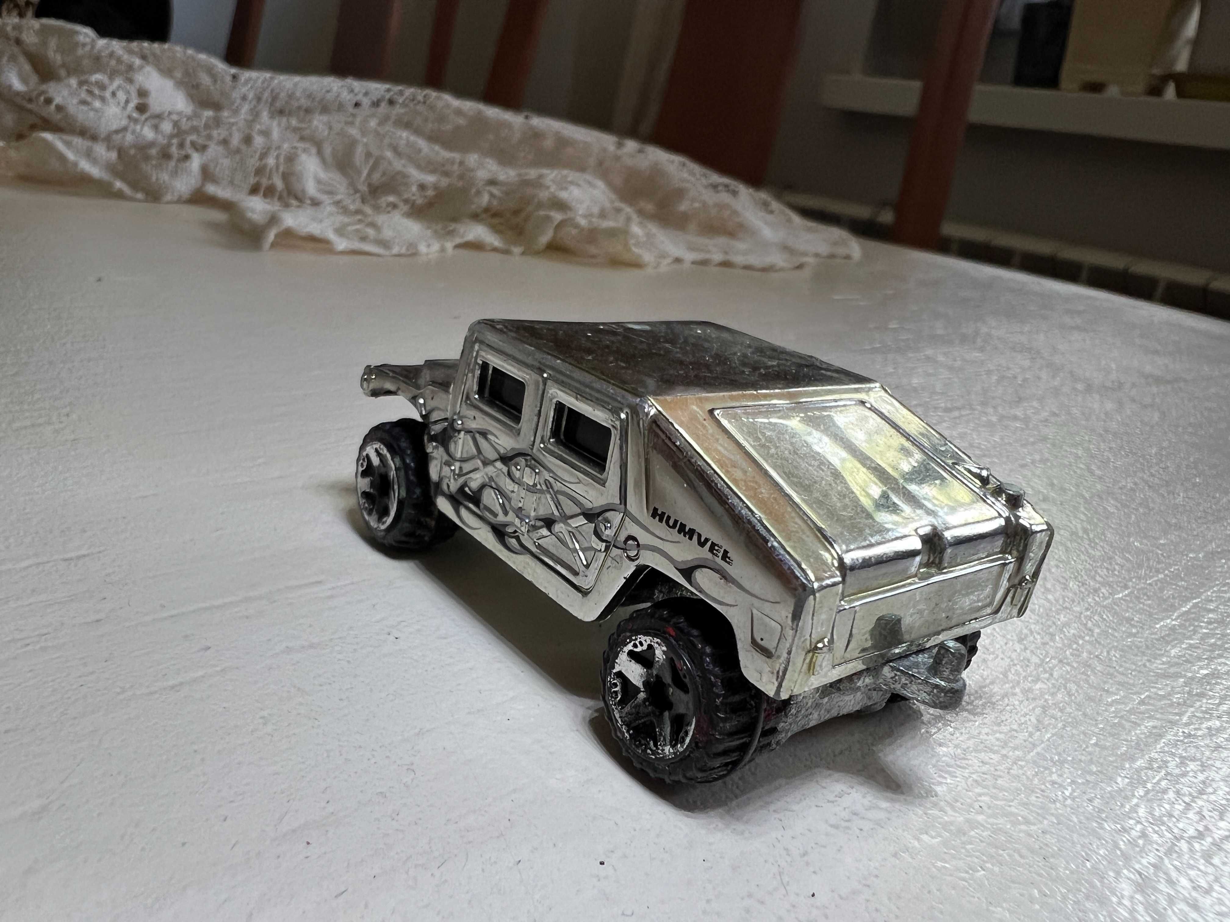 Hot Wheels Humvee Hummer H1 Chromowany