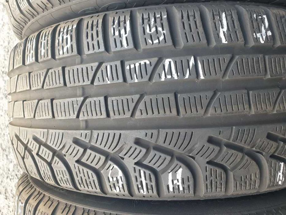 215/45 R17 91H Pirelli SottozeroWinter240Serie2 зима 4 штуки