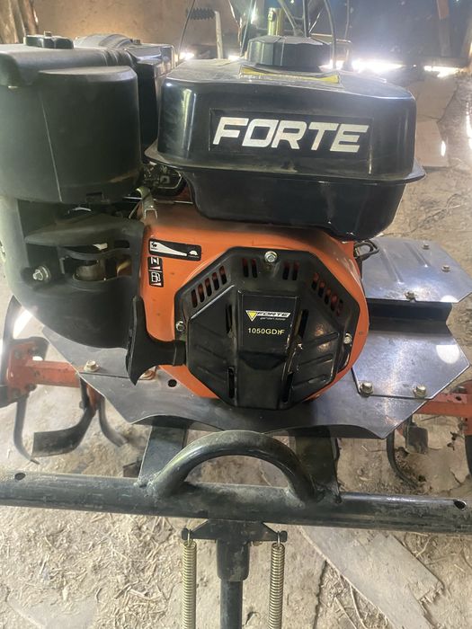 Продам мотоблок бензиновий 7 л.с