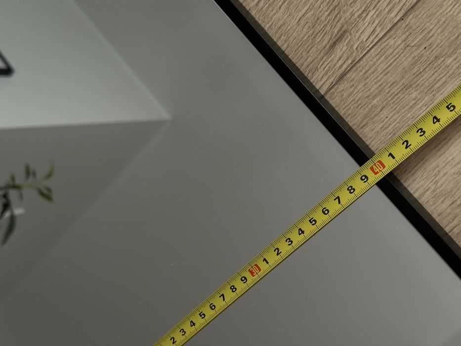 Lustra owalne w ramie