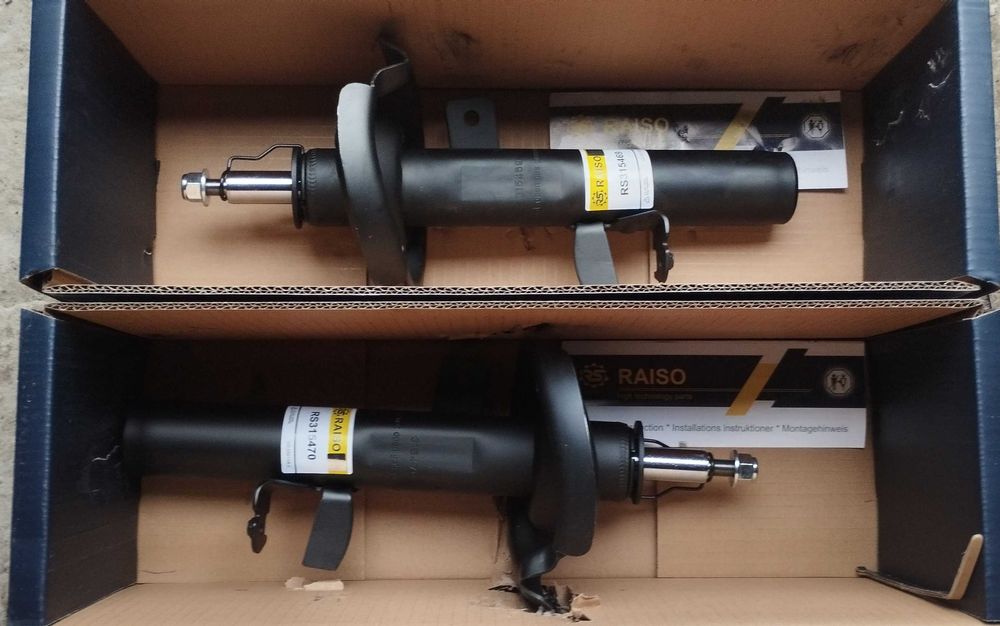 Амортизатор передний Raiso (Швеция) Ford Focus 3/C-Max 2.