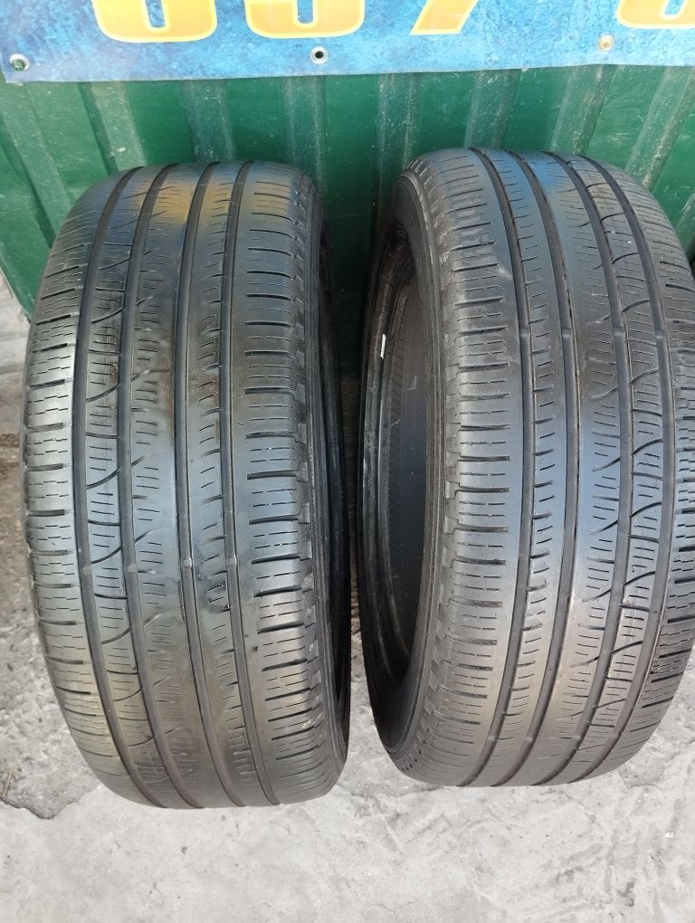 Пара Pirelli 235/55/19