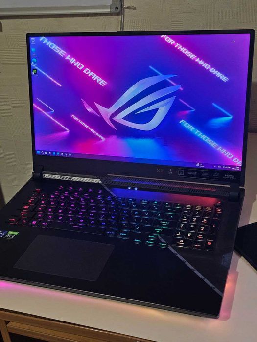 ASUS ROG Strix Scar 17.3"2K 240Hz G733ZW RTX 3070Ti i9-12900H 32GB 2Tb