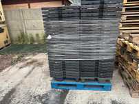 Palety 60x40 plastikowe, stan bardzo dobry!