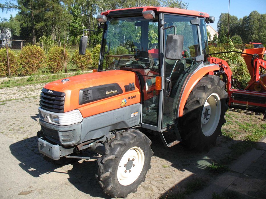 Kubota KL34 KAB 4X4 AC sadownik ładny stan pod tur nie MF Zetor