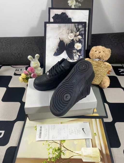 ButyDamskie Nike_Air_Force_1_Low_'07_Black_Uniseks R.41