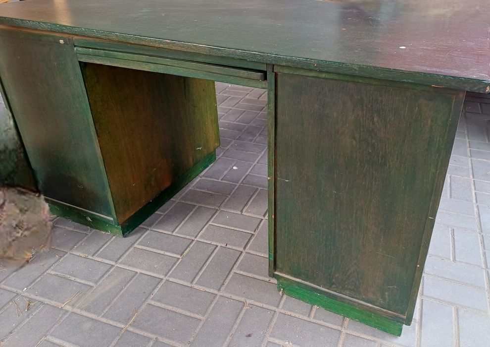 Stare drewniane dembowe biurko lite drewno