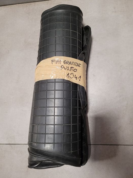 Dywaniki gumowe Fiat Grande Punto 2007r