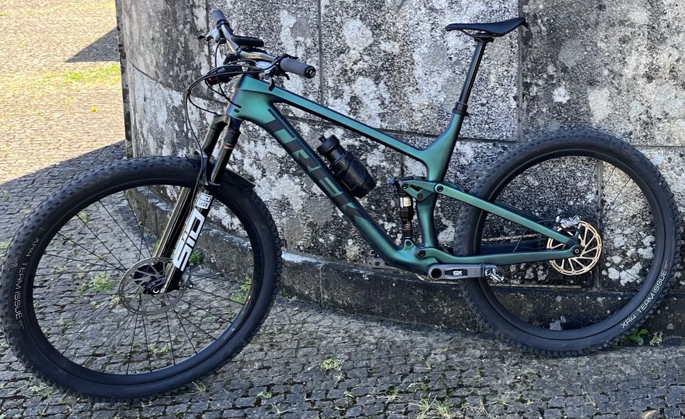 Trek TopFuel 9.8 GX AXS T-TYPE GEN 3 2024