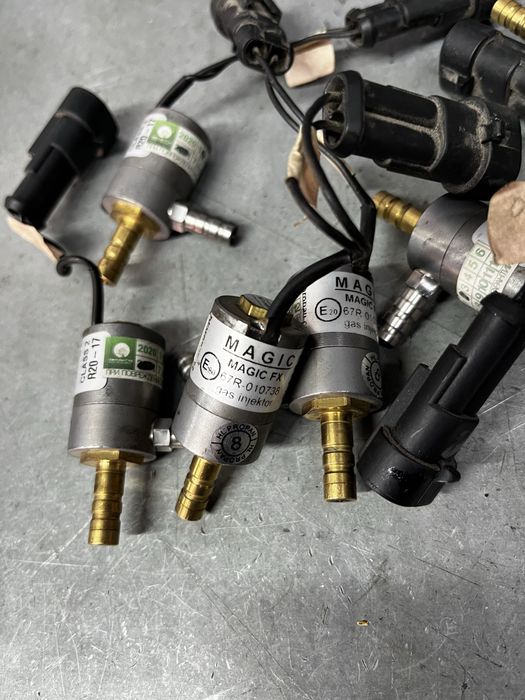 Форсунки ГБО Magic FX комплект 6 шт в ідеальному стані ( поштучно)