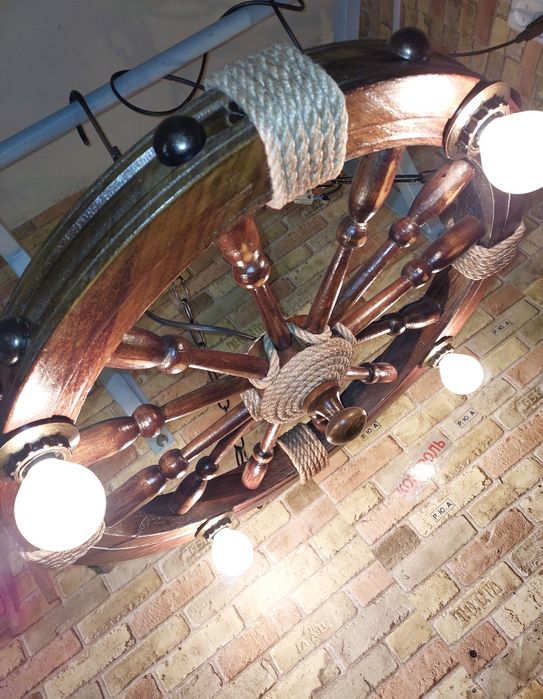 Стельовий світильник  колесо люстра старовина лофт колесо воза прядки