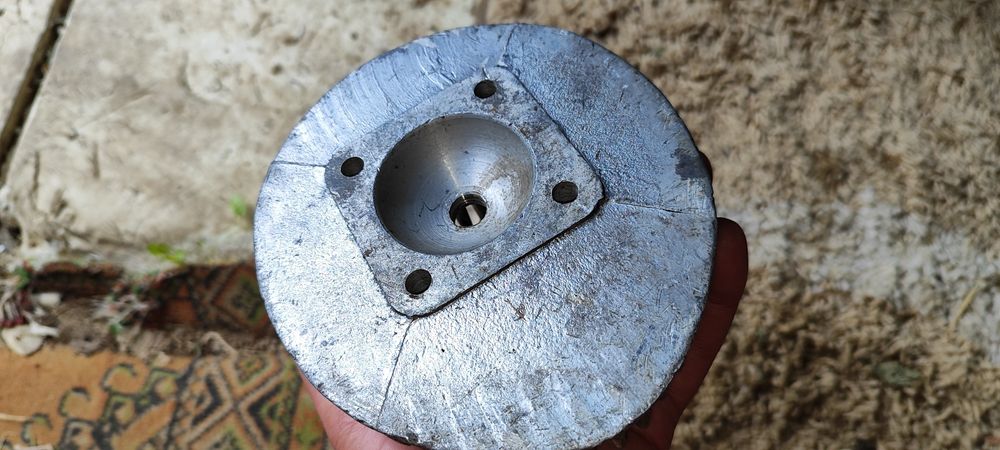 Głowica WFM 125 S01 oryginał WSK 125 dwuramówka okrągła jajko cylinder