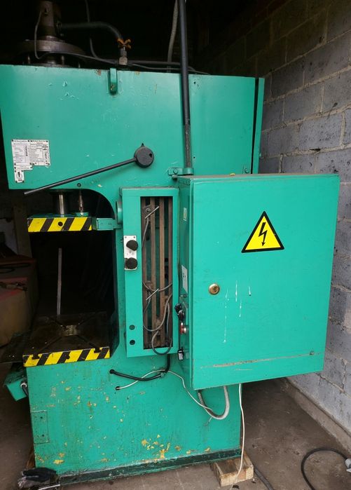 Prasa hydrauliczna WMW PYE10S1