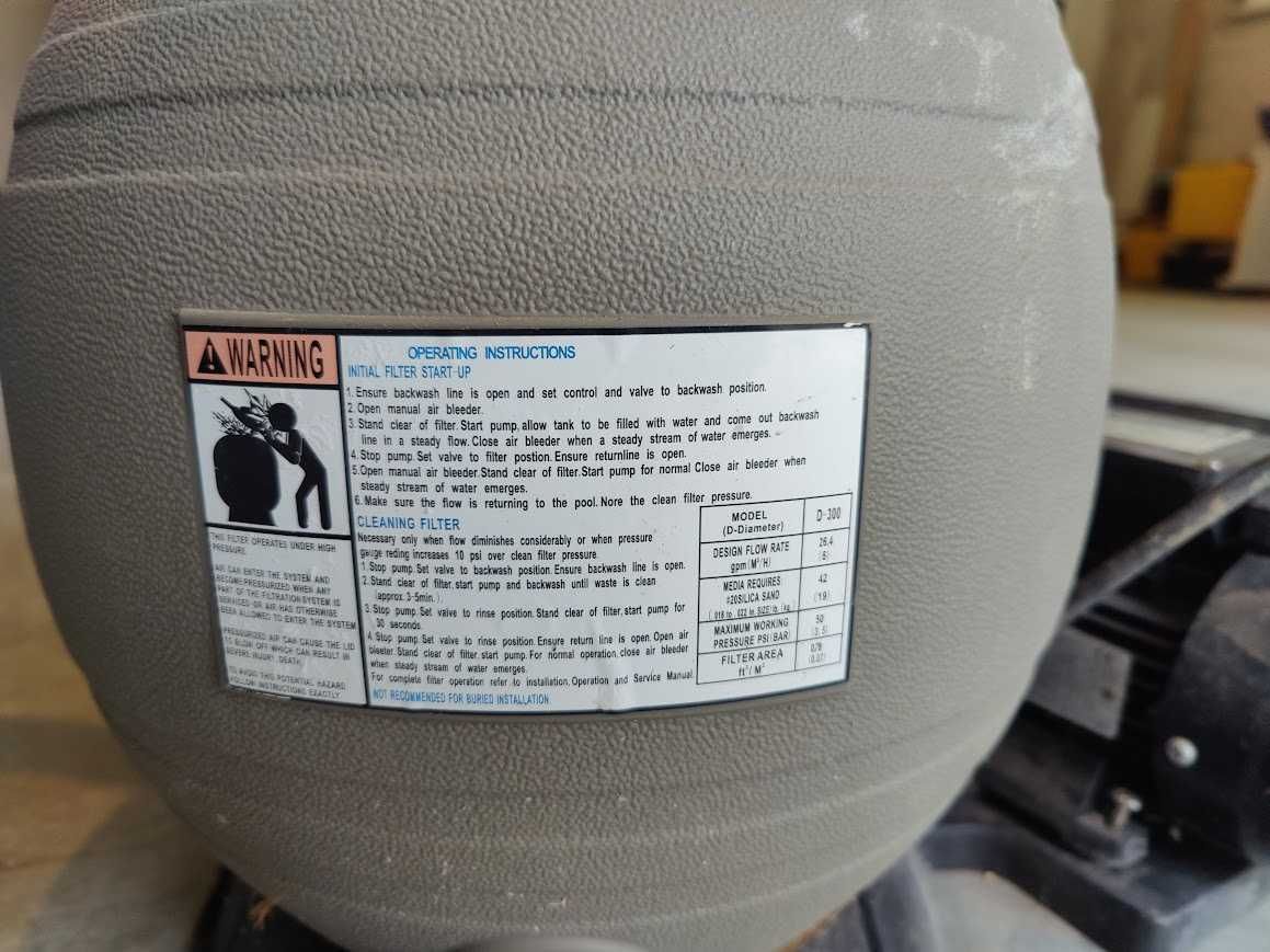 Kit Bomba e sistema de filtro de areia para piscina
