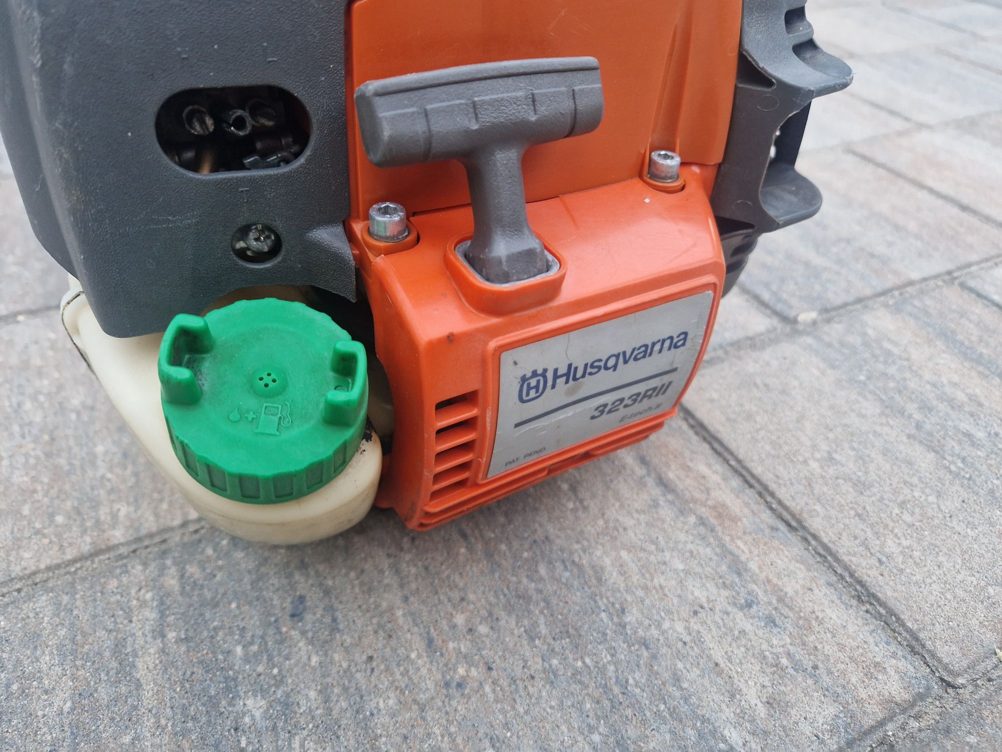 Podkaszarka spalinowa Husqvarna 323rII żyłka + tarcza