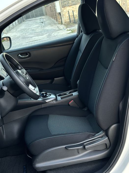 Nissan Leaf 2019 року з оригінальним пробігом 35 тис.км