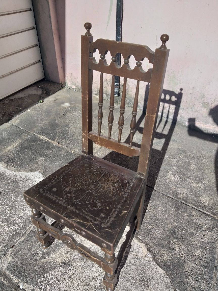 Cadeiras antiga castanha