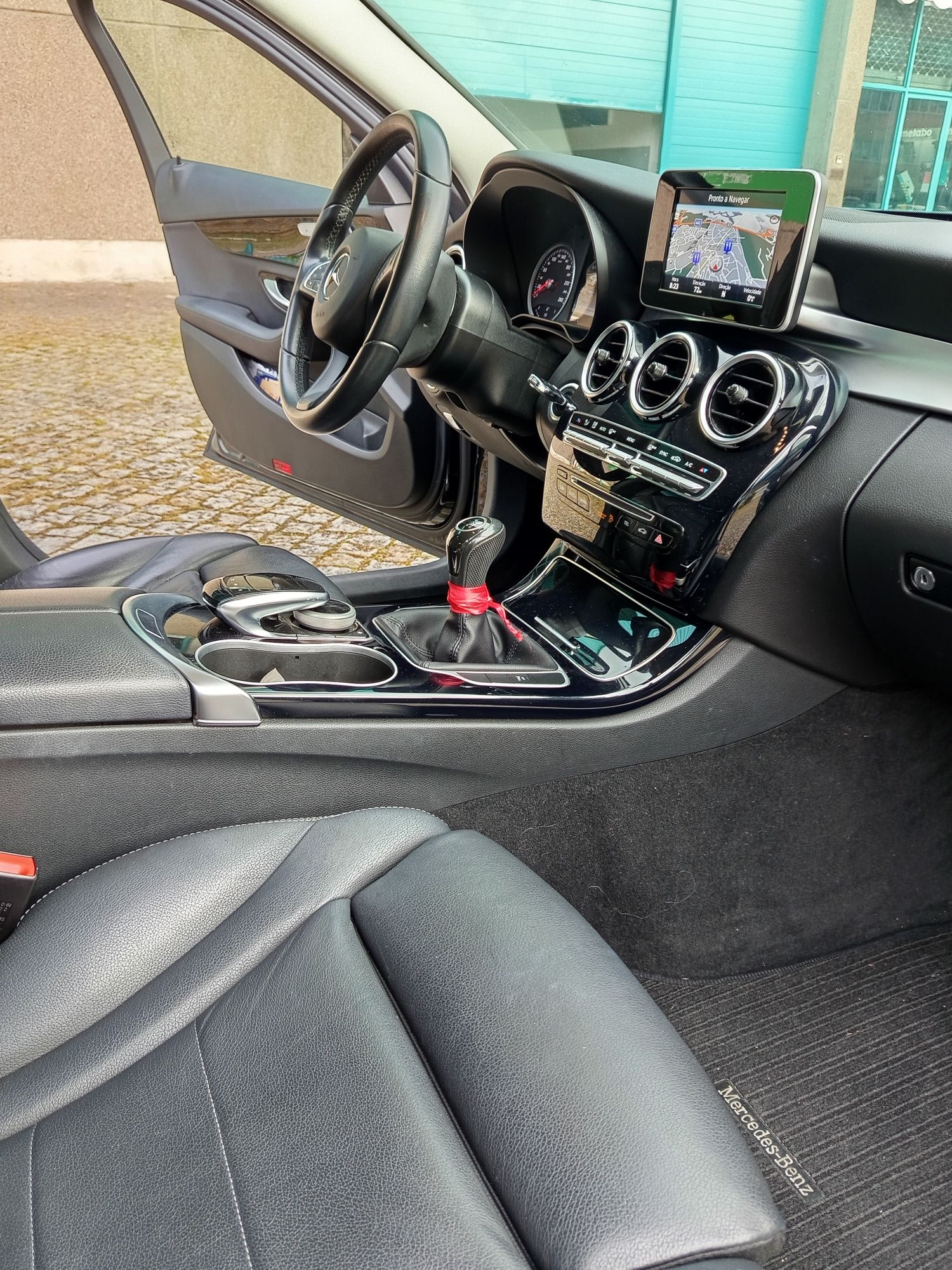 Vendo Mercedes C 220 - Negociável