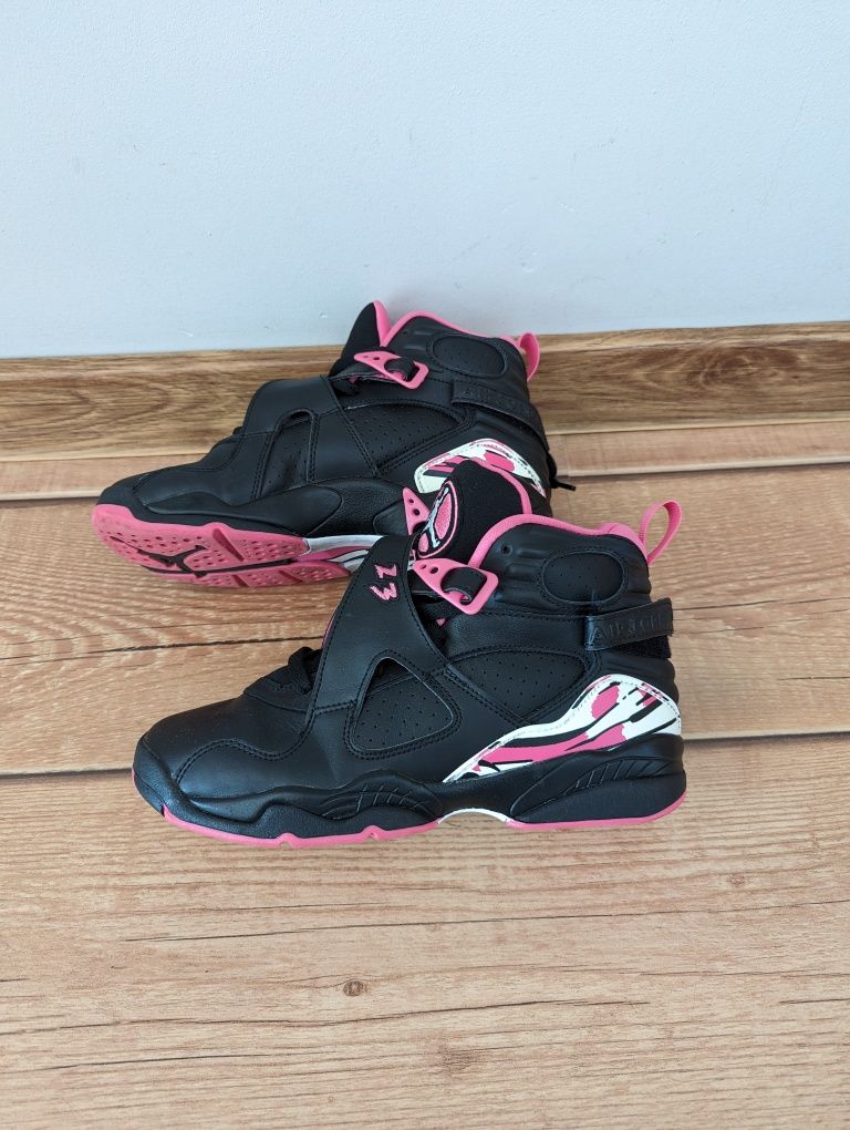 Air Jordan 8 Retro