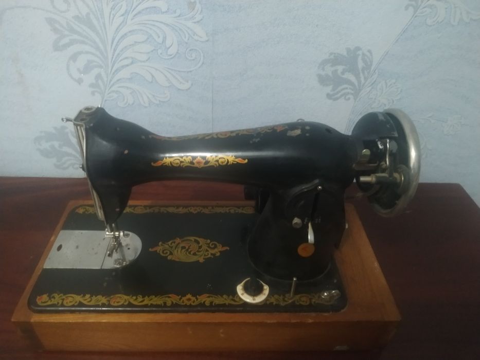 Машинка швейна Подолка тип МШ-2