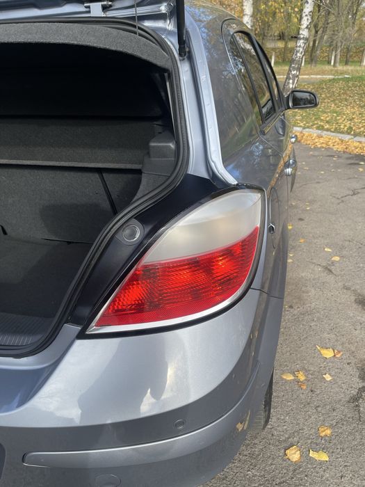 Opel Astra h 1.8 автомат