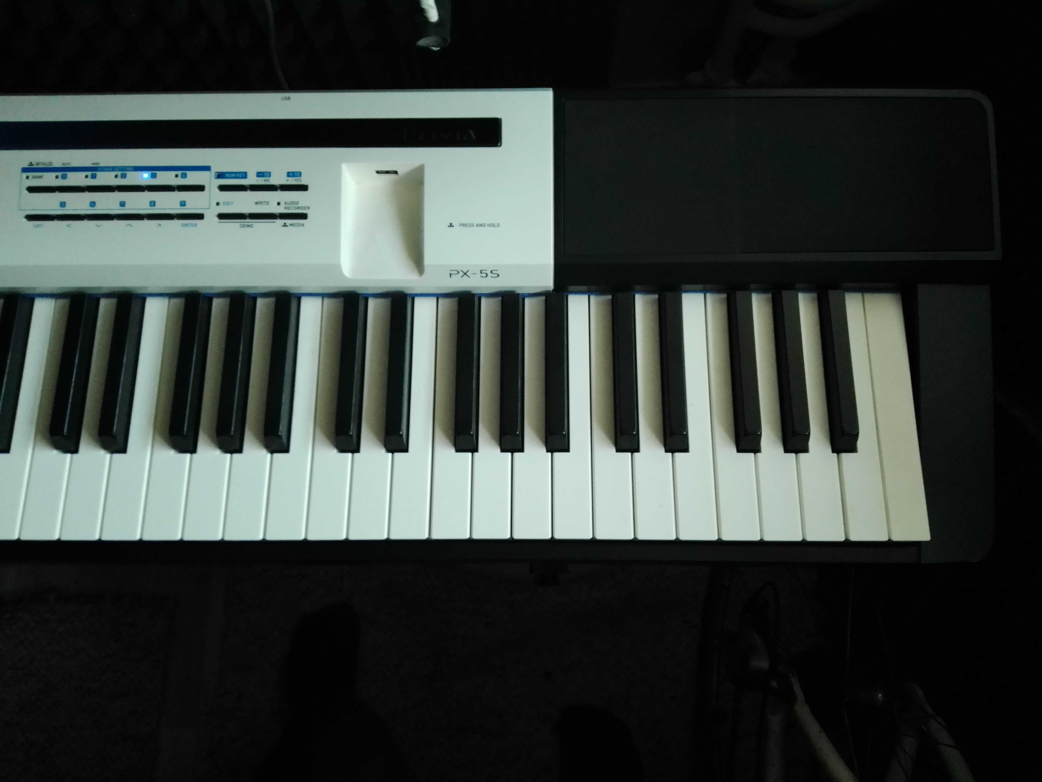 Casio PX5s Privia Stage Piano synth + soft case - używany w domu