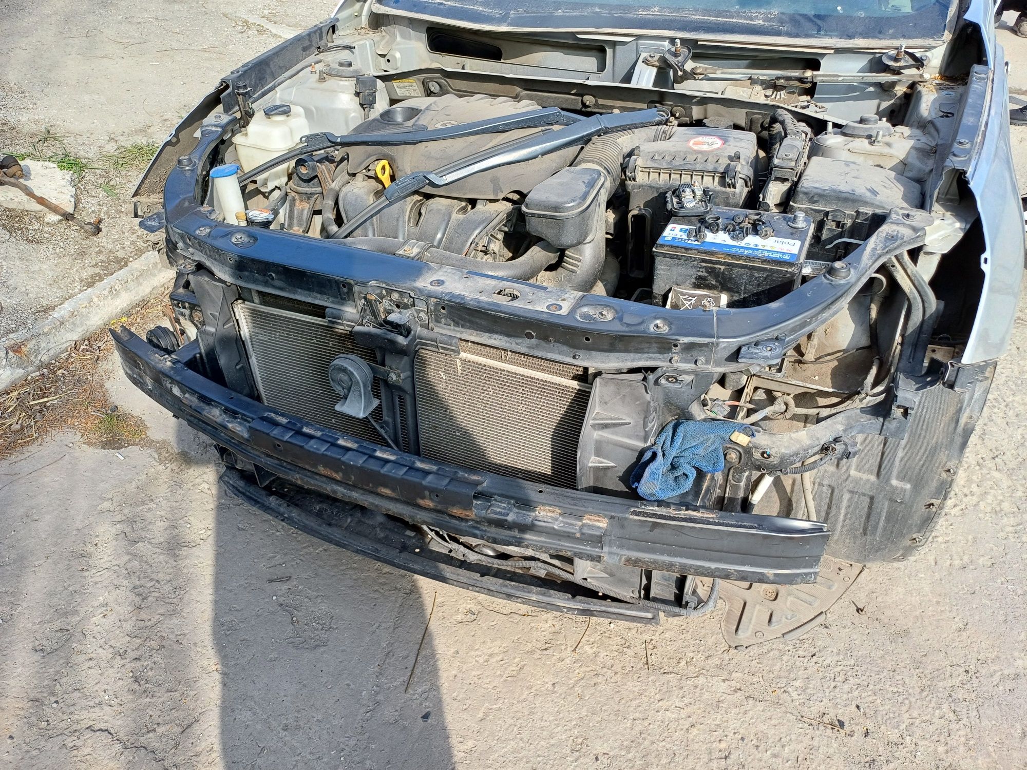 Панель Hyundai Sonata YF радиатоы кассета в сборе