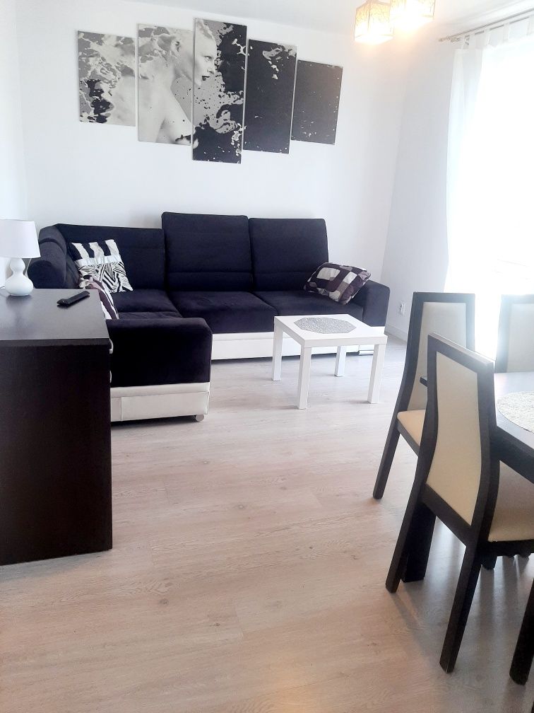 2 pokojowy apartament w centrum Świnoujścia.Kuchnia,łazienka,balkon