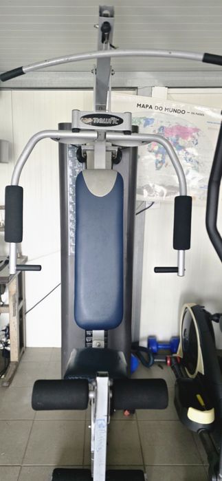 Maquina de musculação