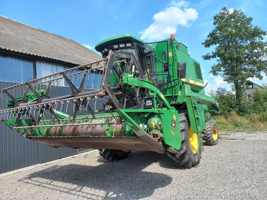 Kombajn zbożowy John Deere 1170 stół do rzepaku