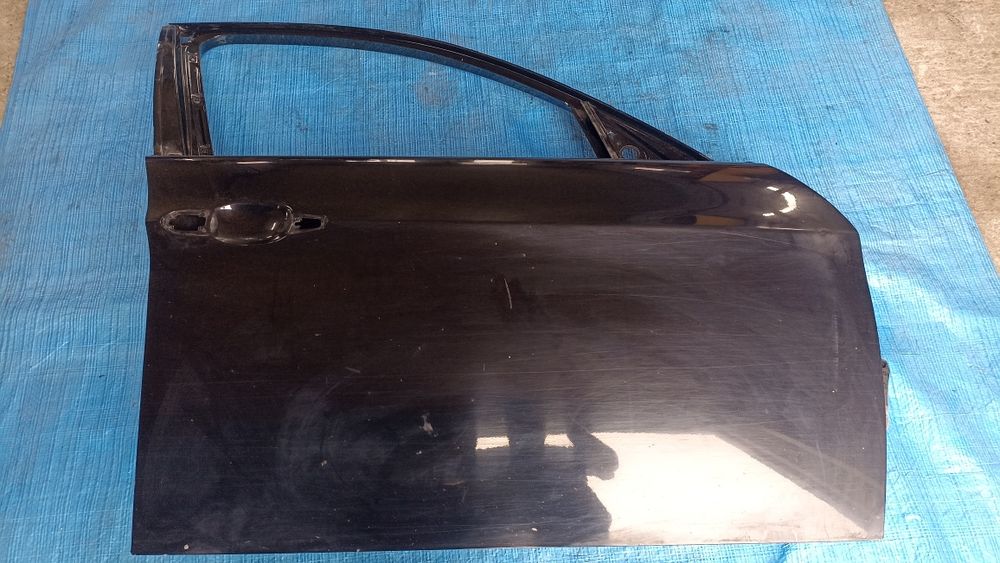 Двері передні праві BMW 3 E91 2005-2012 р.