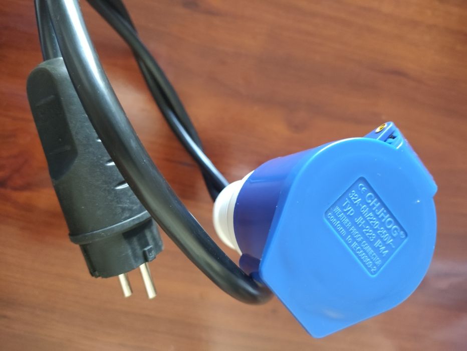 Adaptador macho shucko p/ ficha CEE fêmea 32A