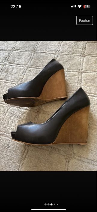 Sapatos cunha cinzentos ZARA