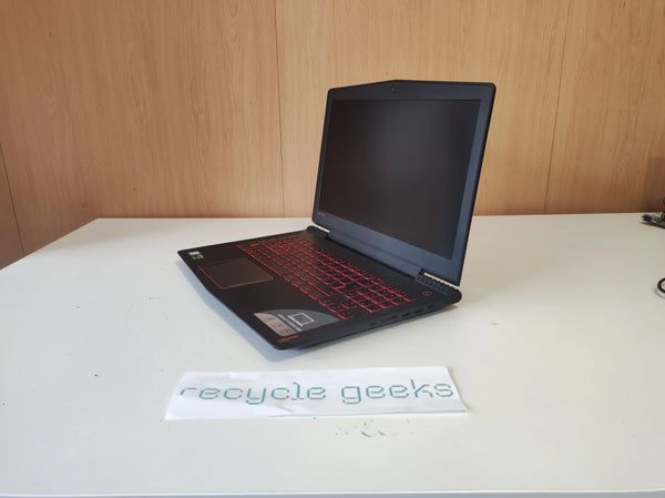 Portátil Lenovo Y520-15IKBN I5-7300HQ 8GB RAM DDR4 256GB NVMe