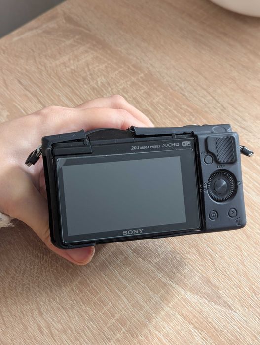Sony a5000 + об'єктив 16-50