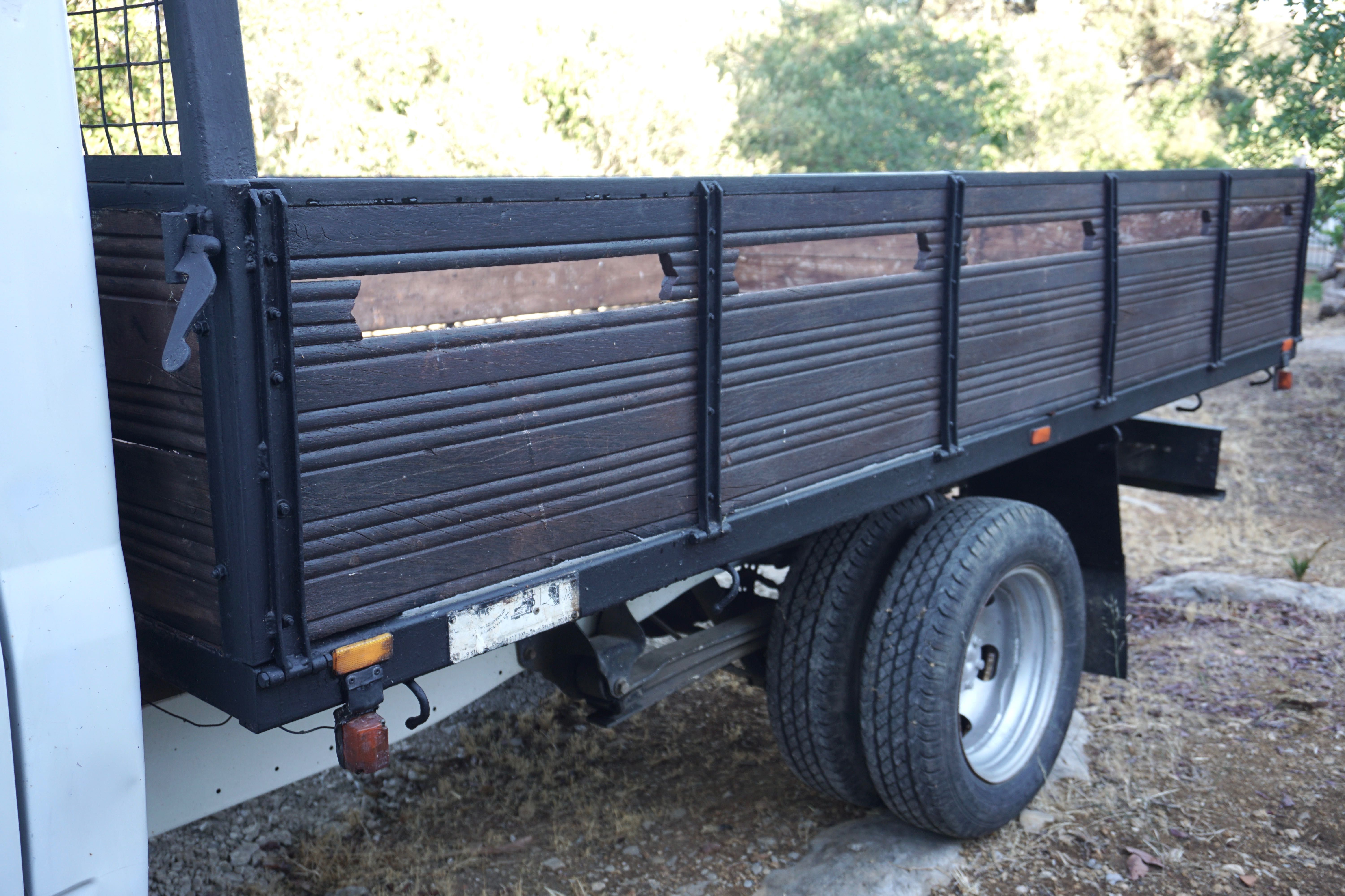 Ford Transit Cabine Dupla c/ caixa de madeira