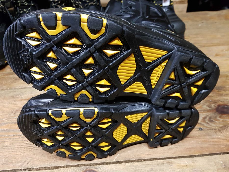 Buty robocze TERRA rozm 44 wkł 29 cm