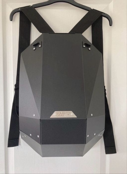 Solid grey marca holandesa